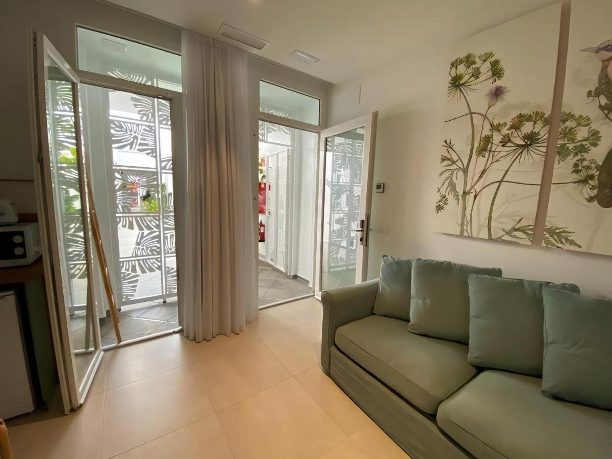 Alzocaire Hostal Boutique Conil De La Frontera Εξωτερικό φωτογραφία